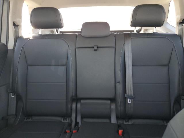 Photo 10 from auction – 2019 VOLKSWAGEN 2 DR with VIN 3VV2B7AX5KM113418