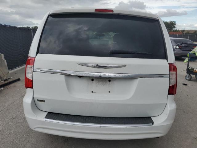 Photo 6 from auction – 2015 CHRYSLER TOWN & COU with VIN 2C4RC1BGXFR602045