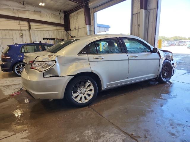 Photo 3 from auction – 2012 CHRYSLER 200 LX with VIN 1C3CCBAB6CN291776