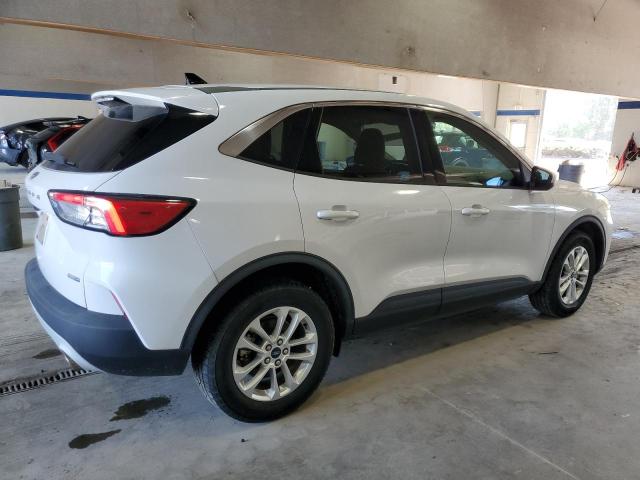 Photo 3 from auction – 2020 FORD ESCAPE SE with VIN 1FMCU9G68LUA19002