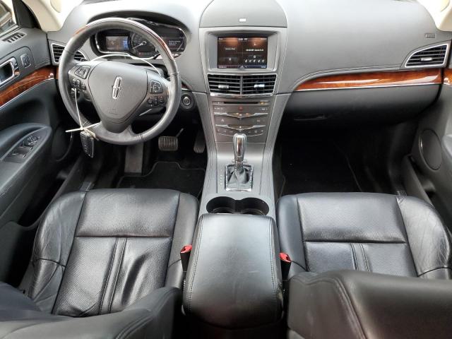 Photo 8 from auction – 2015 LINCOLN MKT with VIN 2LMHJ5ATXFBL03218