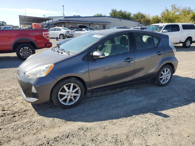 Photo 1 from auction – 2014 TOYOTA PRIUS C with VIN JTDKDTB3XE1065798