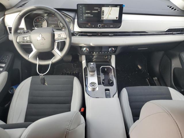 Photo 8 from auction – 2025 MITSUBISHI OUTLANDER with VIN JA4J4VA82SZ026117