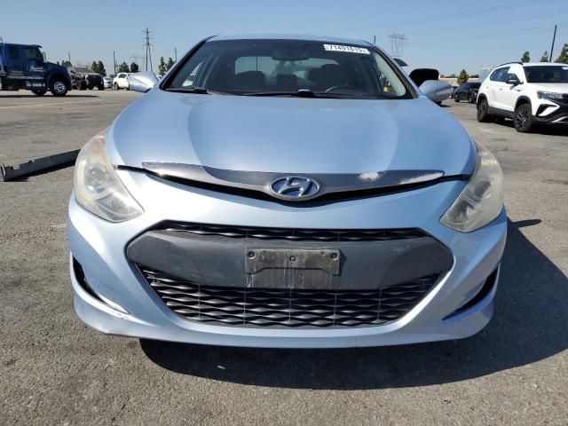Photo 5 from auction – 2013 HYUNDAI SONATA HYB with VIN KMHEC4A49DA086572