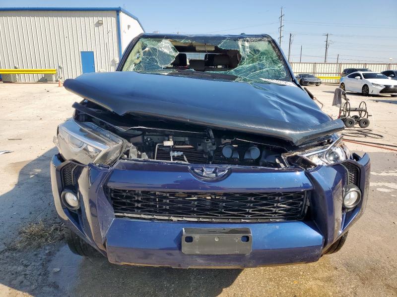 Photo 5 from auction – 2018 TOYOTA 4RUNNER with VIN JTEZU5JR7J5179207