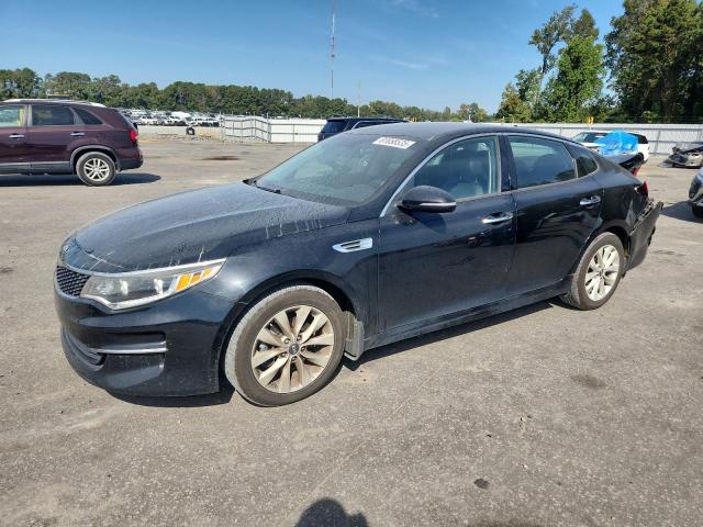 KIA OPTIMA EX 2016 with VIN 5XXGU4L33GG120125 - Photo from auction