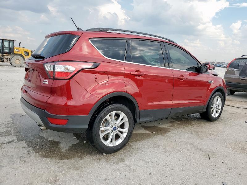 Photo 3 from auction – 2018 FORD ESCAPE SEL with VIN 1FMCU0HD4JUA63472