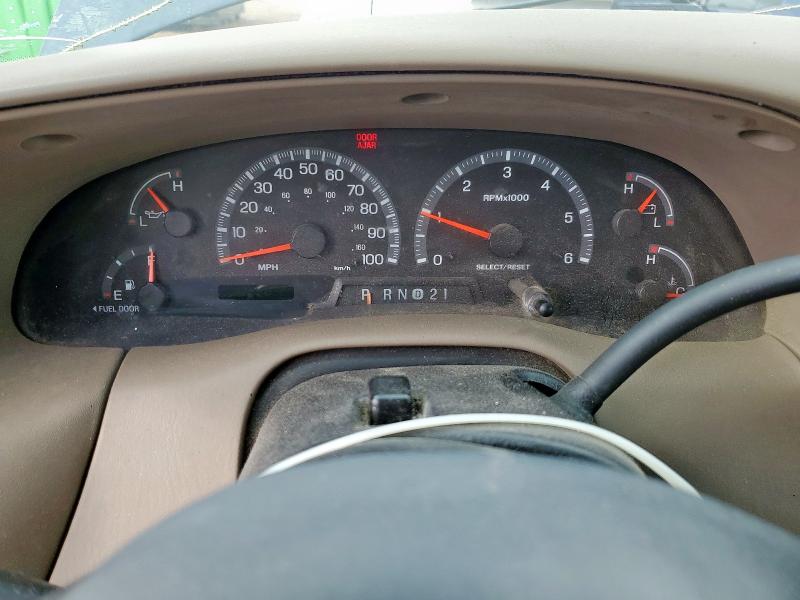 Photo 9 from auction – 2000 FORD F150 with VIN 1FTRX07W7YKB25221