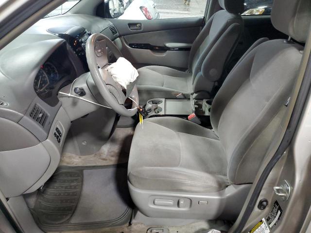 Photo 7 from auction – 2005 TOYOTA SIENNA LE with VIN 5TDBA23C55S042501
