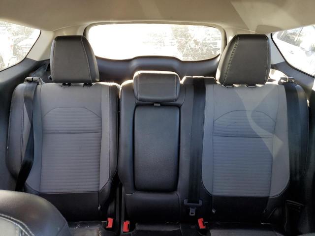 Foto 10 de la subasta – 2017 FORD ESCAPE SE con VIN 1FMCU0GD2HUD85183