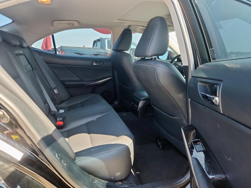 Photo 10 from auction – 2016 LEXUS IS 200T with VIN JTHBA1D20G5016993