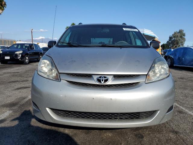 Photo 5 from auction – 2010 TOYOTA SIENNA CE with VIN 5TDKK4CC1AS314772