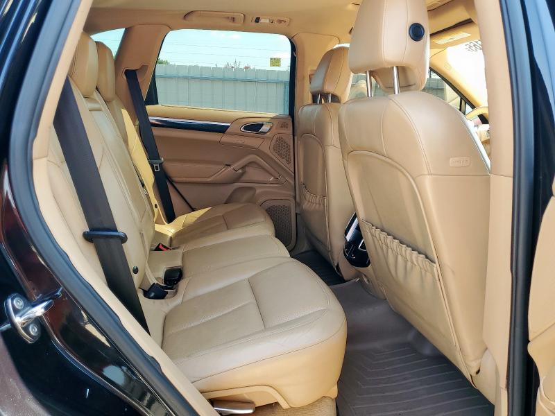 Photo 10 from auction – 2012 PORSCHE CAYENNE with VIN WP1AA2A27CLA00317