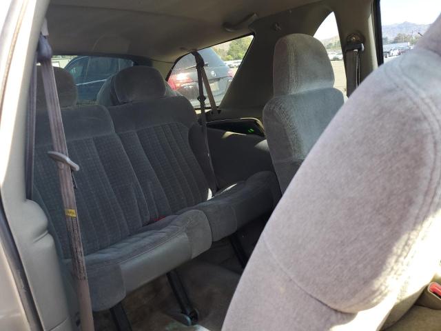 Photo 11 from auction – 2000 CHEVROLET BLAZER with VIN 1GNCS18W1YK259268