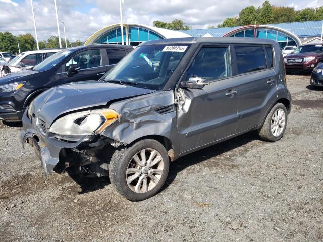 KIA SOUL + 2012 with VIN KNDJT2A62C7408117 - Photo from auction