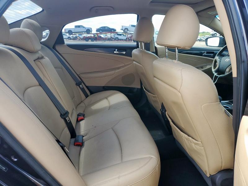 Photo 10 from auction – 2011 HYUNDAI SONATA SE with VIN 5NPEC4AC2BH171982