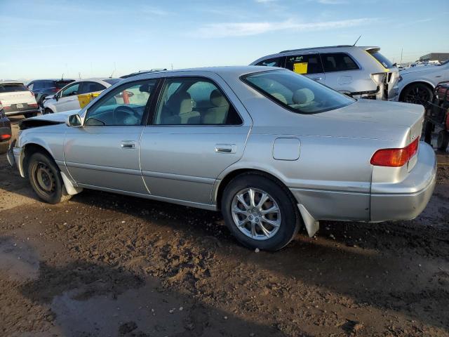 Photo 2 from auction – 2000 TOYOTA CAMRY CE with VIN JT2BG22K7Y0487314