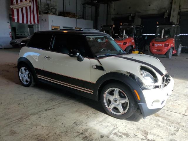 Photo 4 from auction – 2007 MINI COOPER with VIN WMWMF33537TT50320