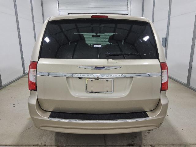 Photo 6 from auction – 2015 CHRYSLER TOWN & COU with VIN 2C4RC1BG6FR520202