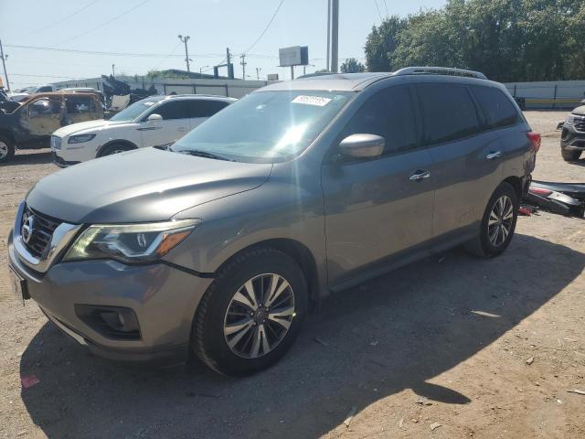 NISSAN PATHFINDER 2017 with VIN 5N1DR2MN4HC680130 - Photo from auction