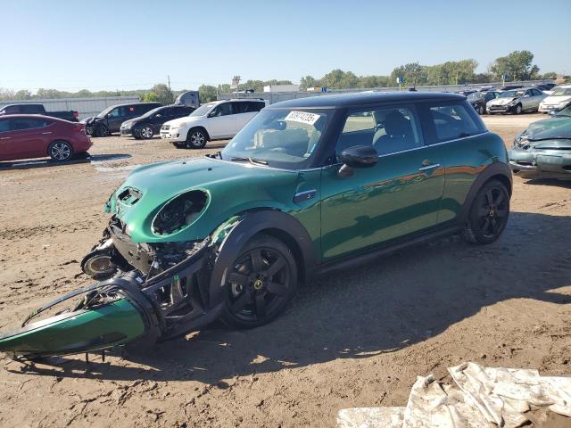 MINI COOPER SE 2024 with VIN WMW13DJ0XR2V36065 - Photo from auction