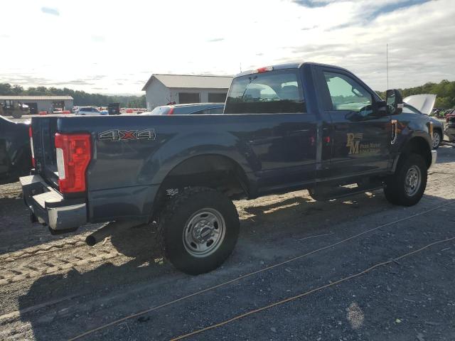 Photo 3 from auction – 2017 FORD F350 SUPER with VIN 1FTRF3B66HEE09045