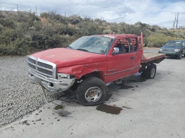 DODGE RAM 2500 1996 مع رقم تعريف المركبة 3B7KF23C1TM114390 - صورة من المزاد