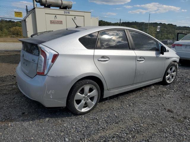 Photo 3 from auction – 2012 TOYOTA PRIUS with VIN JTDKN3DU8C1502875