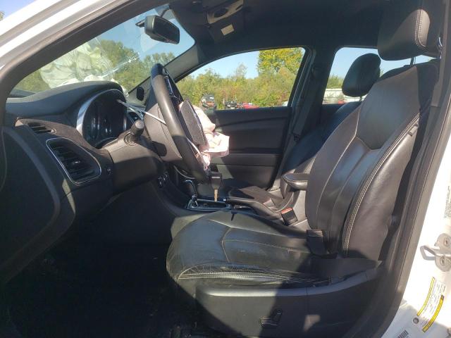 Photo 7 from auction – 2012 CHRYSLER 200 LIMITED with VIN 1C3CCBCG6CN241890