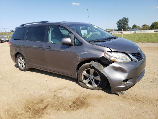 Photo 4 from auction – 2011 TOYOTA SIENNA LE with VIN 5TDKK3DCXBS096180