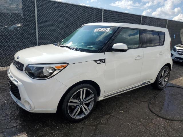 KIA SOUL + 2016 with VIN KNDJP3A51G7363646 - Photo from auction