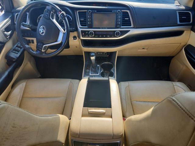 Photo 8 from auction – 2017 TOYOTA HIGHLANDER with VIN 5TDKZRFH8HS513098