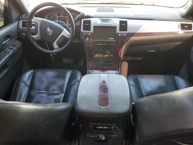 Photo 8 from auction – 2011 CADILLAC ESCALADE L with VIN 1GYS4BEFXBR147179