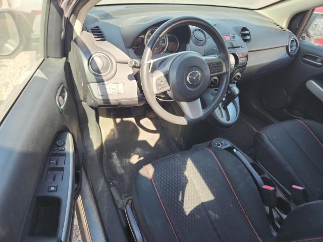 Photo 8 from auction – 2013 MAZDA MAZDA2 with VIN JM1DE1LY0D0158306