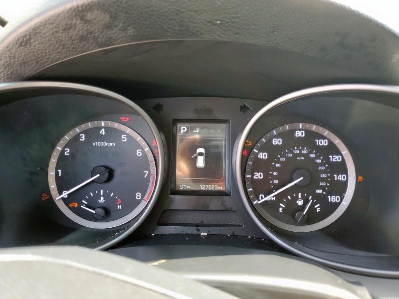 Photo 9 from auction – 2018 HYUNDAI SANTA FE S with VIN 5NMZU3LB2JH083989
