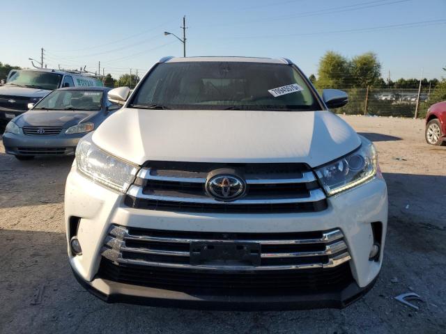 Photo 5 from auction – 2018 TOYOTA HIGHLANDER with VIN 5TDDZRFH8JS844956