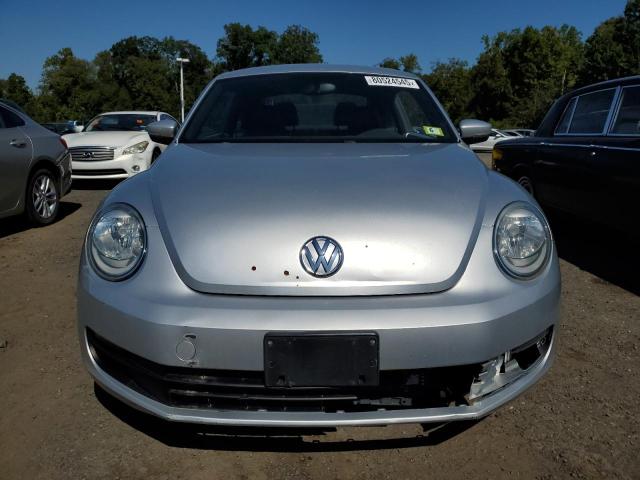 Photo 5 from auction – 2012 VOLKSWAGEN BEETLE with VIN 3VWJP7AT6CM618715