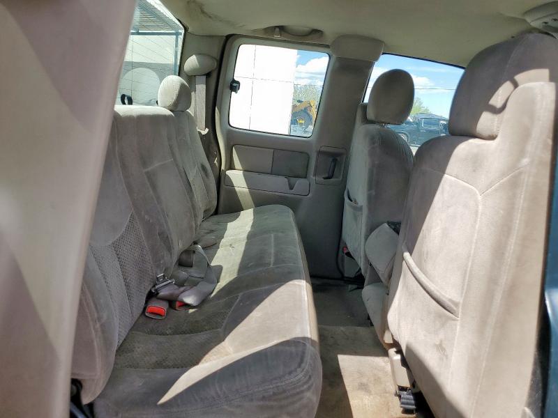 Photo 10 from auction – 2005 CHEVROLET SILVERADO with VIN 1GCEC19X45Z205617