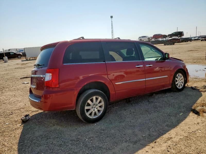 Photo 3 from auction – 2016 CHRYSLER TOWN & COU with VIN 2C4RC1BG3GR246734