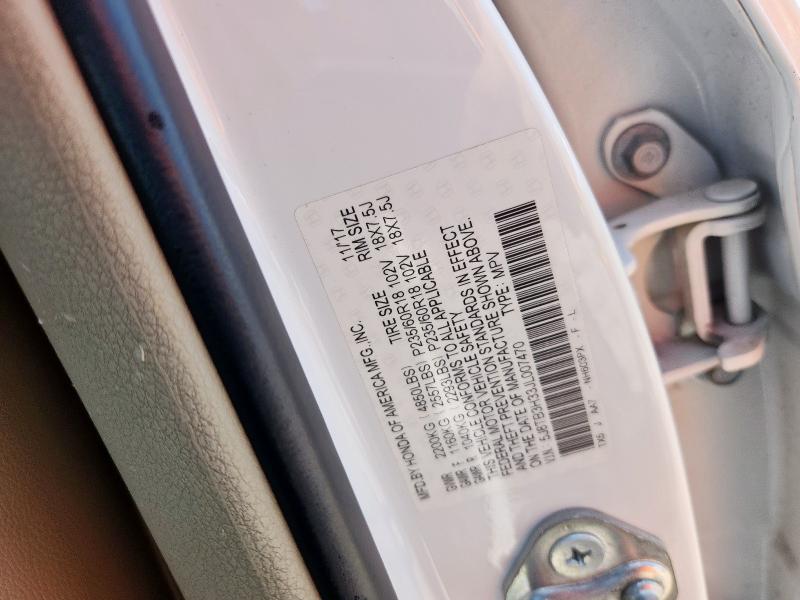 Photo 14 from auction – 2018 ACURA RDX with VIN 5J8TB3H33JL007470