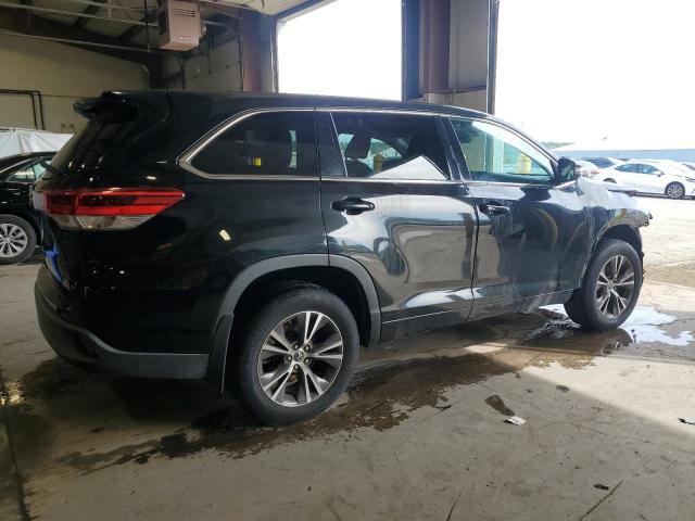 Photo 3 from auction – 2018 TOYOTA HIGHLANDER with VIN 5TDBZRFH5JS808973