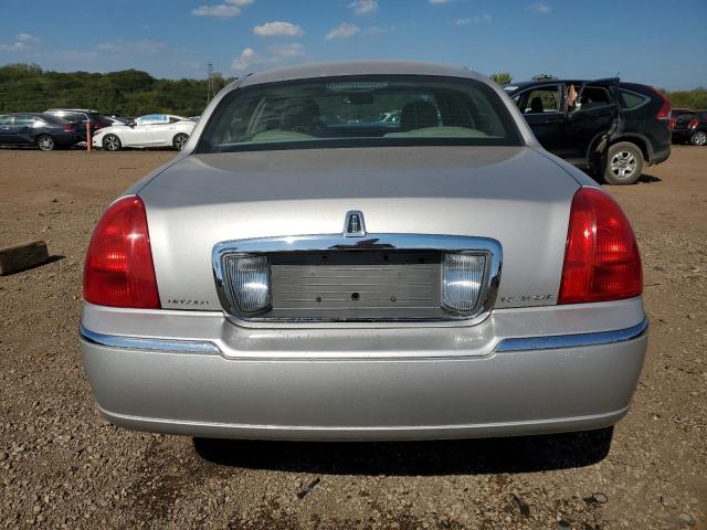 Photo 6 from auction – 2008 LINCOLN TOWN CAR S with VIN 2LNHM82V88X635880
