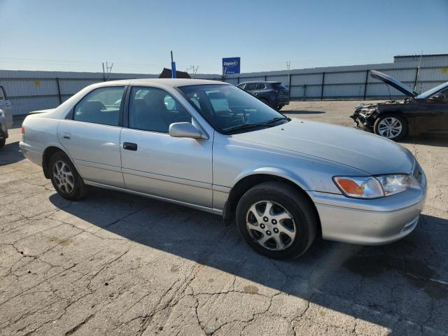 Photo 4 from auction – 2001 TOYOTA CAMRY LE with VIN 4T1BF22K61U968238