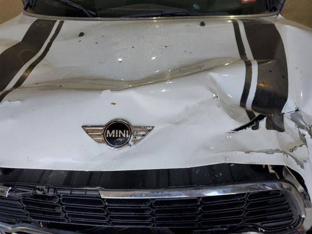 Photo 11 from auction – 2011 MINI COOPER S C with VIN WMWZC5C56BWH99334
