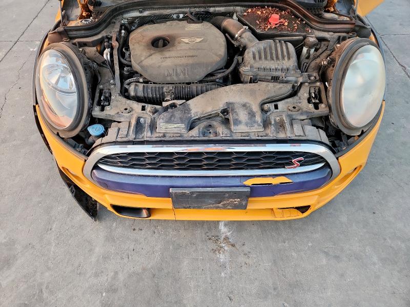 Photo 11 from auction – 2015 MINI COOPER S with VIN WMWXP7C57F2A33293