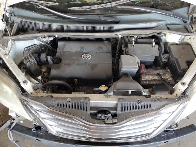 Photo 12 from auction – 2011 TOYOTA SIENNA XLE with VIN 5TDYK3DCXBS110735