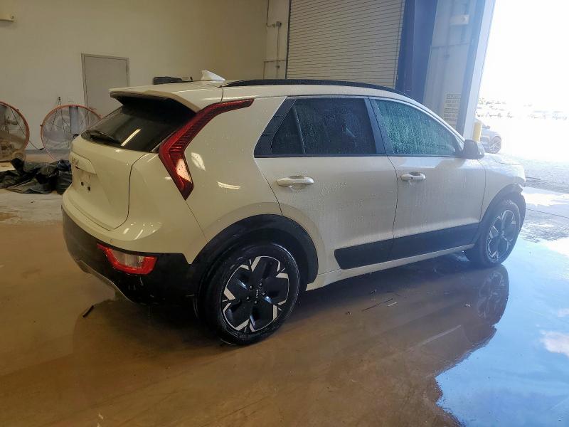 Photo 3 from auction – 2024 KIA NIRO WIND with VIN KNDCR3L18R5122498