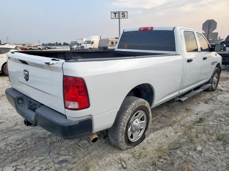 Foto 3 de la subasta – 2016 RAM 3500 ST con VIN 3C63R2GJ7GG358559