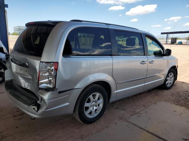 Photo 3 from auction – 2010 CHRYSLER TOWN & COU with VIN 2A4RR5D16AR369749