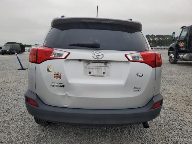 Photo 6 from auction – 2013 TOYOTA RAV4 XLE with VIN JTMRFREV4DD030003